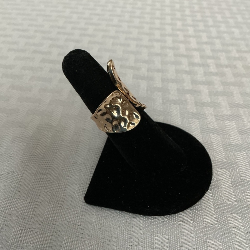 Wide Cuff Gold Tone Ring - Picture 4 of 4